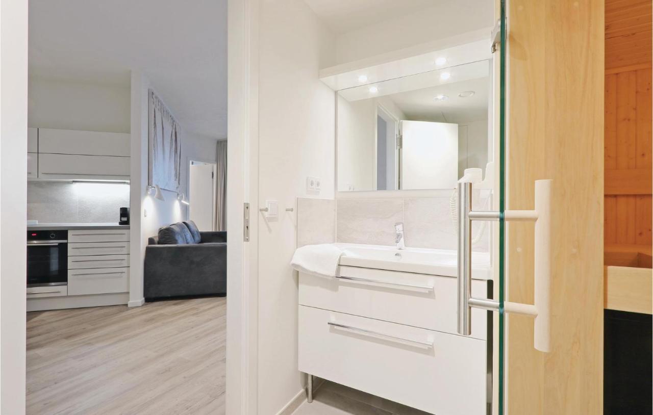 Cozy Apartment In Luebeck Travemuende With Sauna Esterno foto